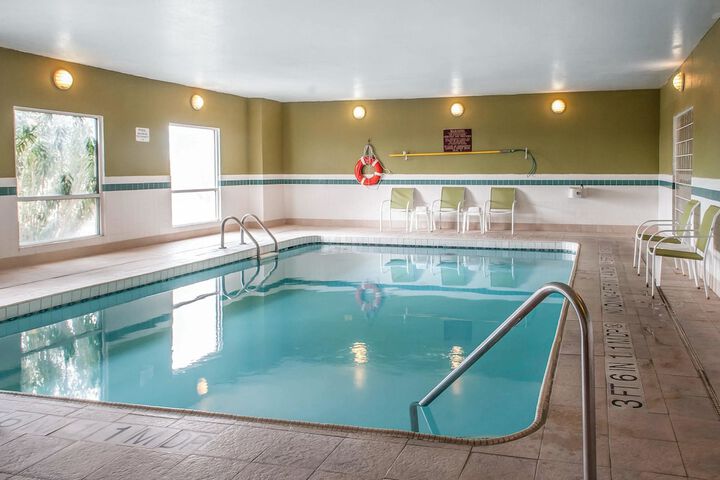 Pool 4 of 28