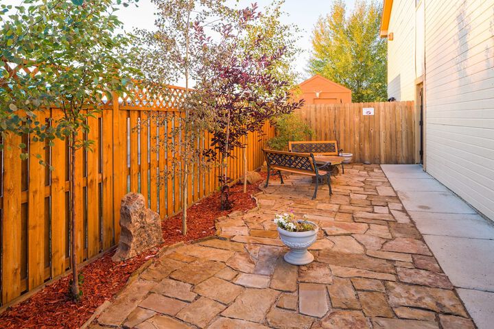 Terrace/Patio 30 of 33