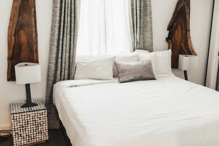 The Saint Hotel