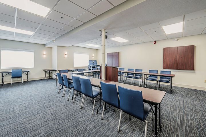 Holiday Inn Express & Suites Franklin KY by IHG