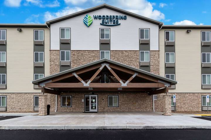 Hotel 10 of 53