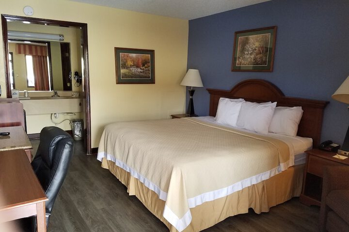 Room 42 of 53
