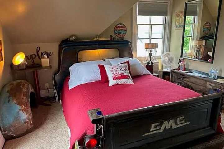 Room 26 of 54