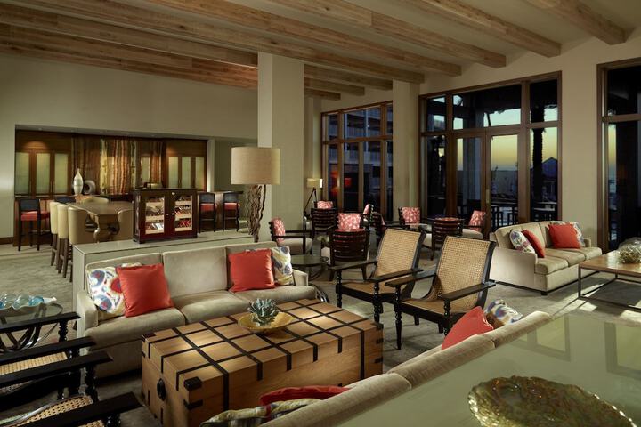 Lounge 159 of 179
