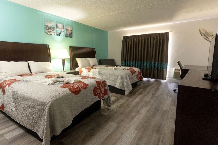 Room 21 of 34