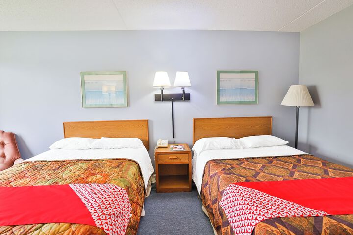 OYO Hotel Pipestone MN Canterbury Park
