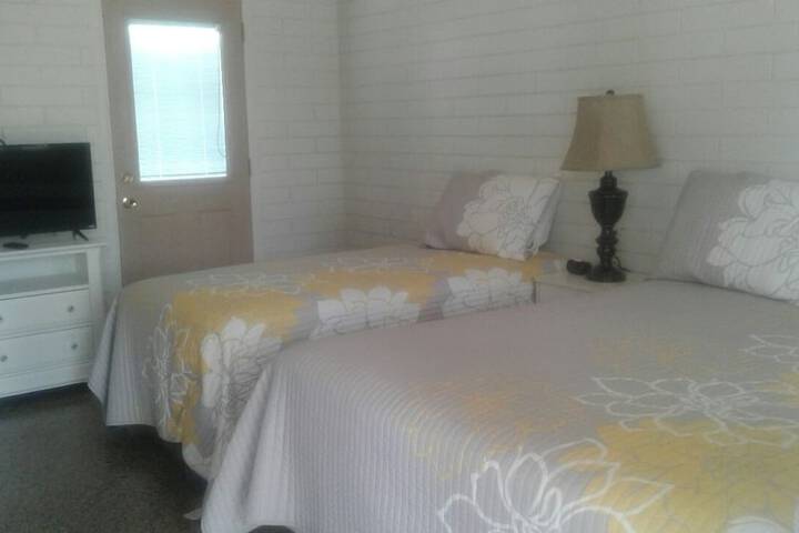 Room 15 of 31
