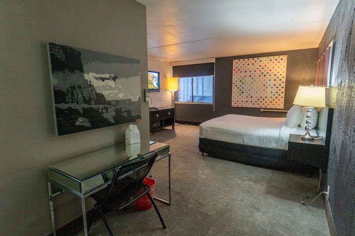 Room 25 of 52