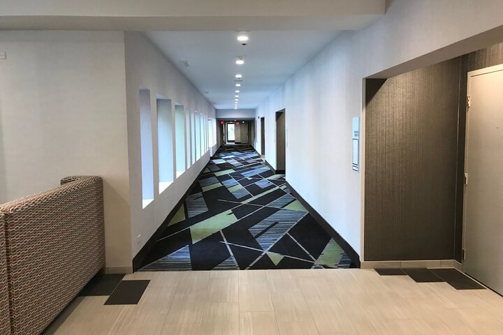 Holiday Inn Express Naperville by IHG