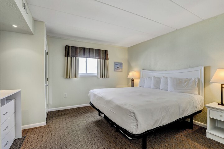 Desert Sand Resort