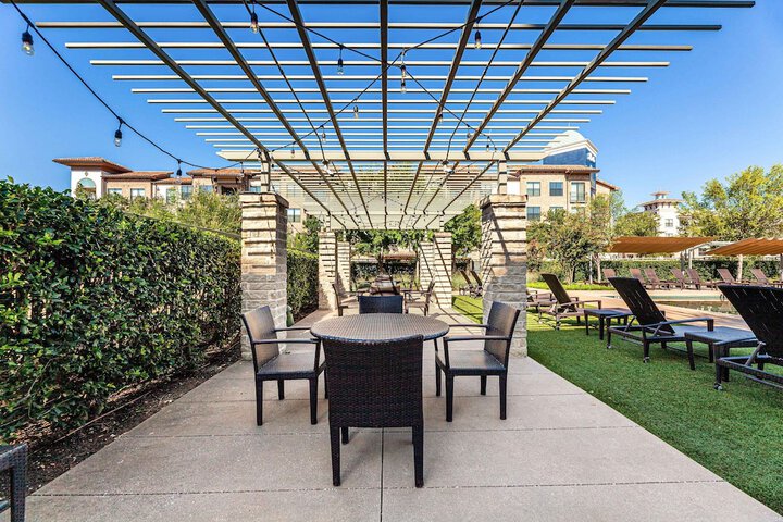 Sheraton Stonebriar Hotel