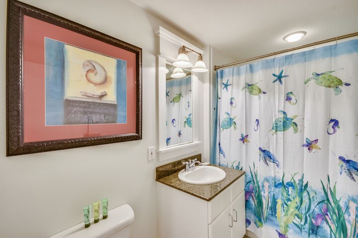Room 153 of 308