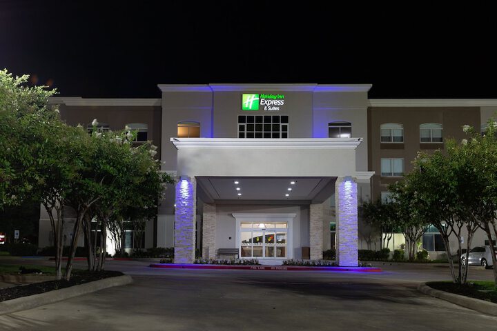 Hotel 3 of 53