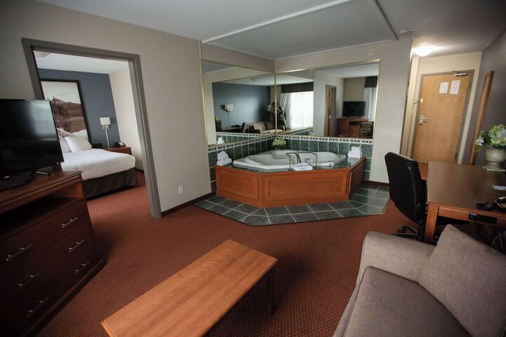 Room 18 of 23