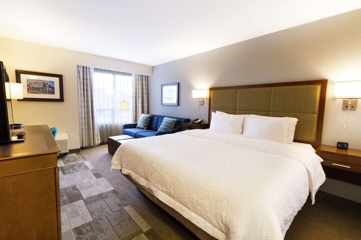 Room 4 of 14