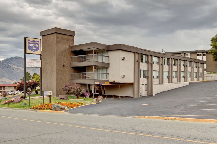 Hotel 7 of 37