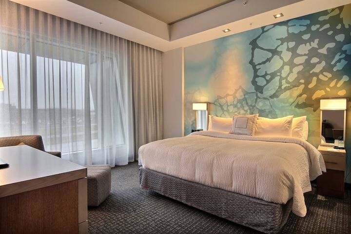 Room 35 of 70