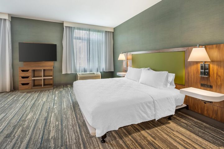 Hampton Inn & Suites Coeur d Alene
