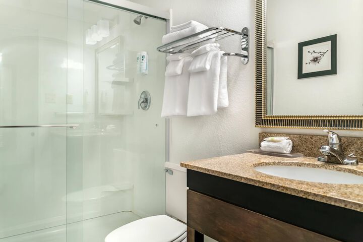 Country Inn & Suites by Radisson Frederick, MD