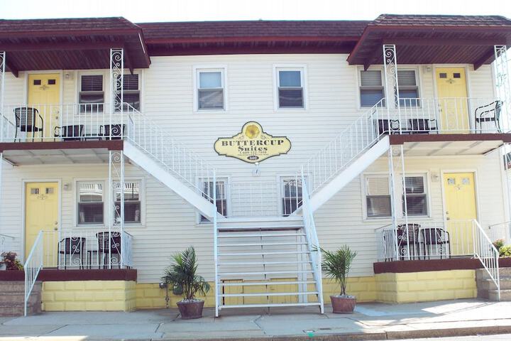 Buttercup Suites