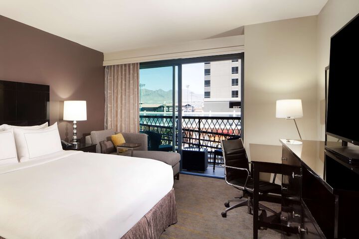 Room 20 of 72