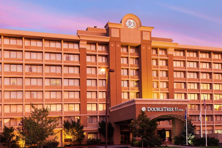 DOUBLETREE BY HILTON NORWALK