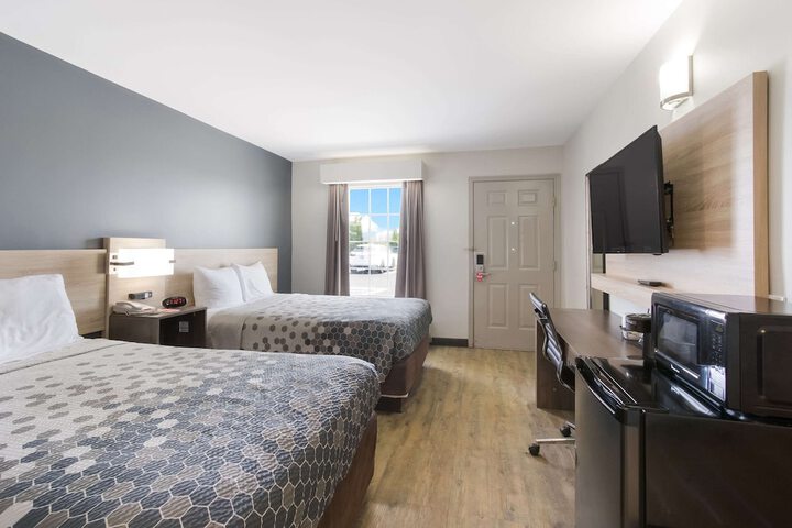 Room 20 of 22