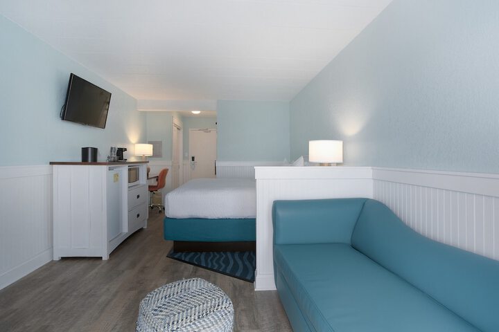 Room 80 of 105