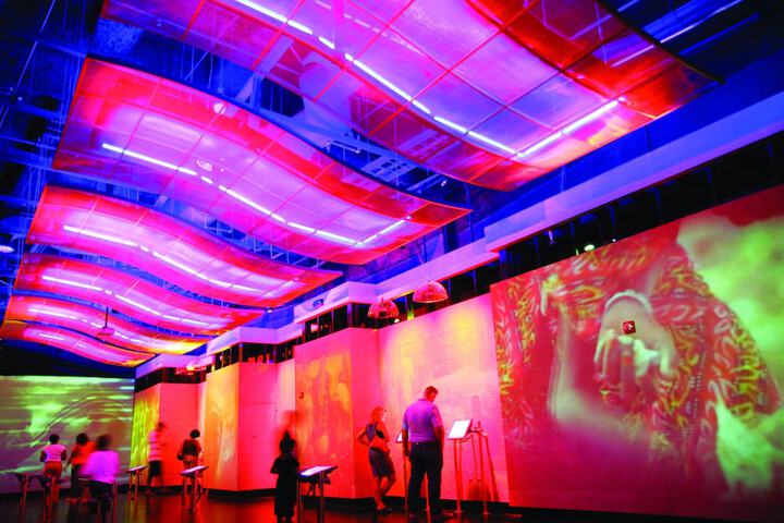 Holiday Inn Cincinnati-Riverfront by IHG