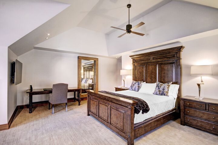 The Lodge at Vail a RockResort by Vail Resorts