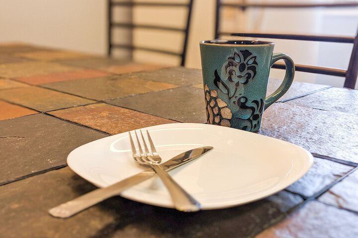 Dining 19 of 21