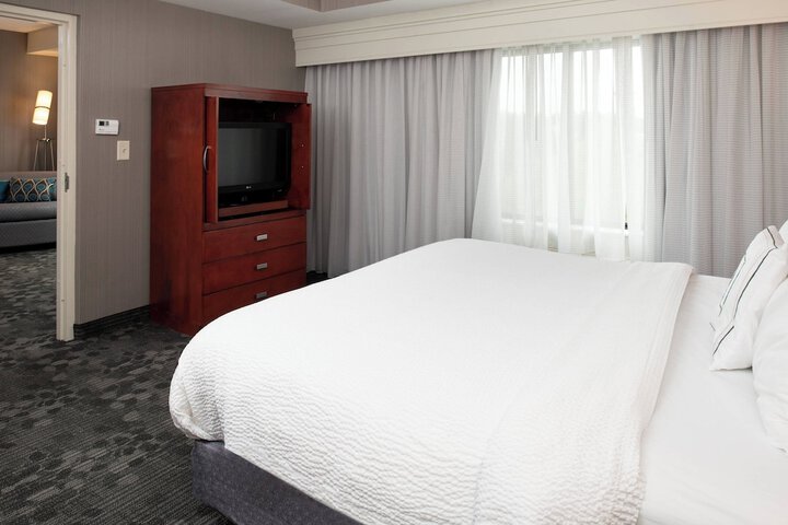 Courtyard by Marriott High Point