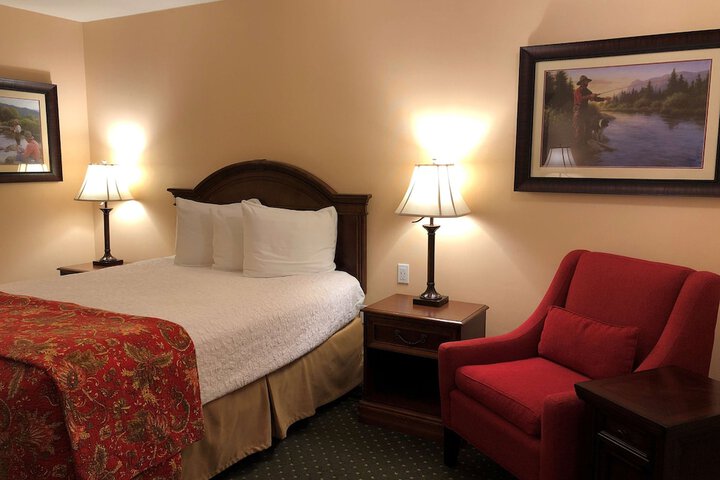 Room 13 of 37