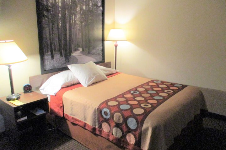 Room 19 of 36