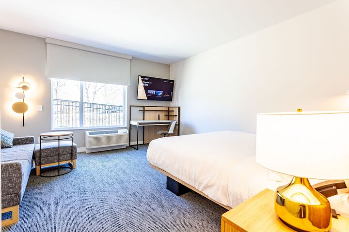 Room 49 of 82