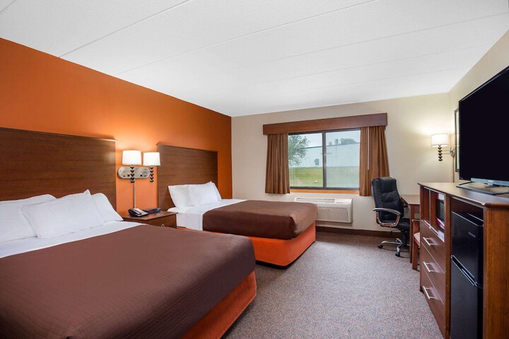 Room 17 of 24