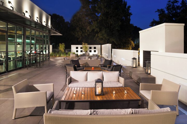 Terrace/Patio 58 of 60