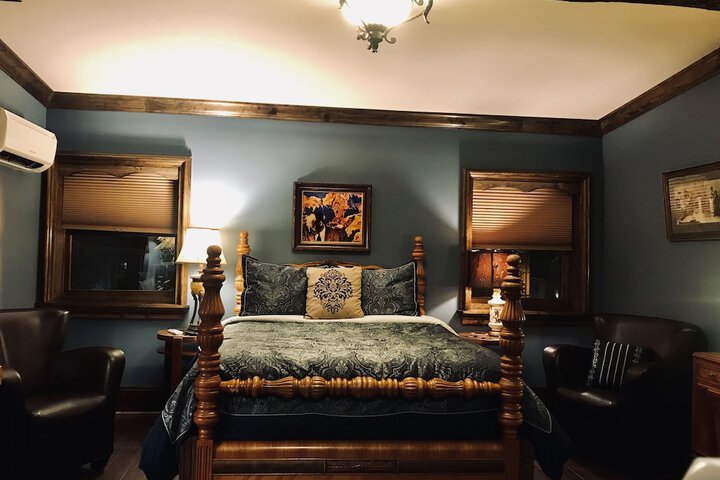 Room 76 of 95