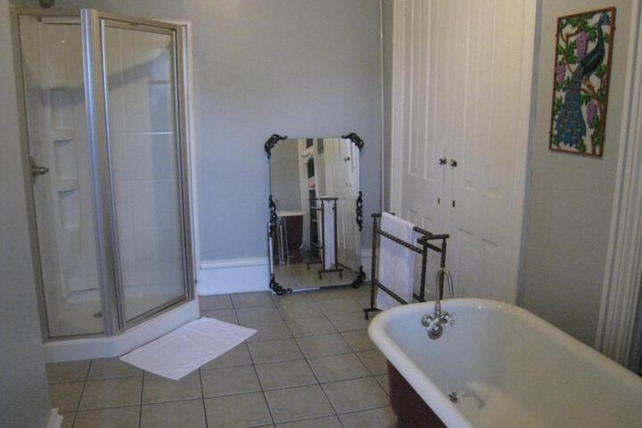 Allegheny Street Bed & Breakfast