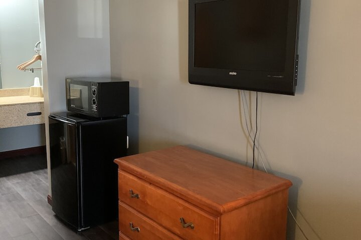 Room 16 of 30