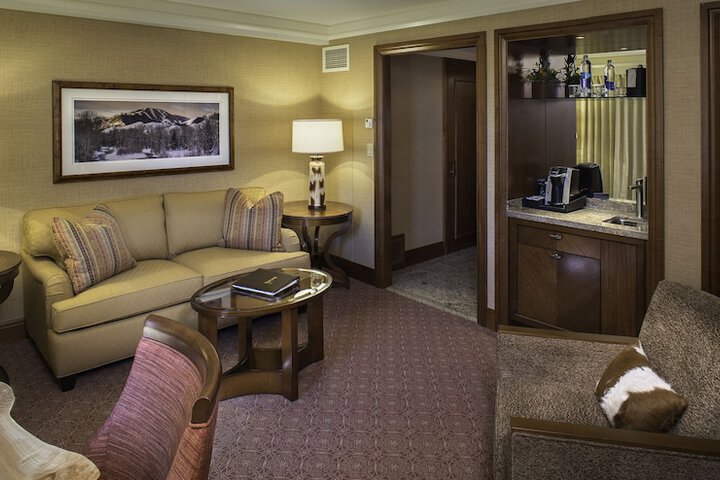 Room 60 of 138