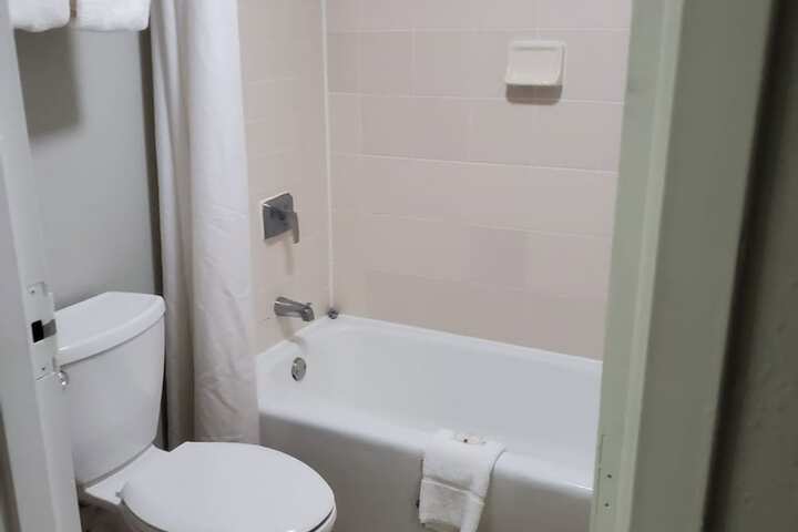 Room 19 of 41