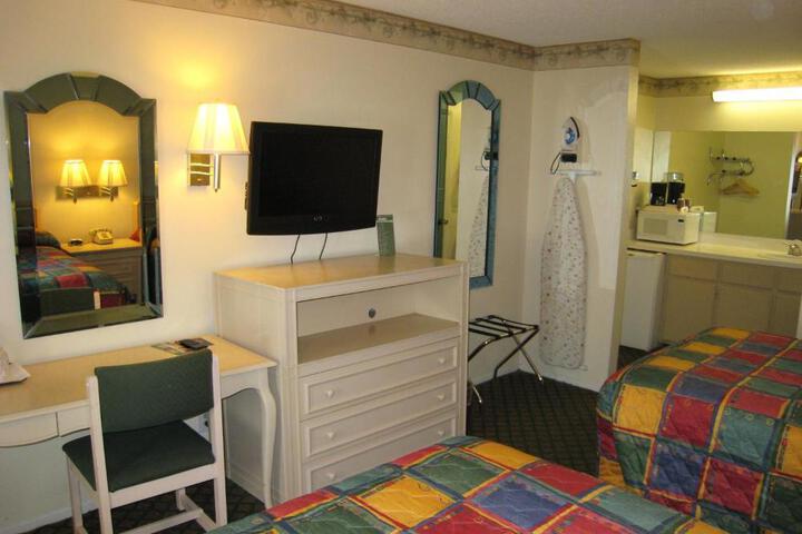 Town House Motel
