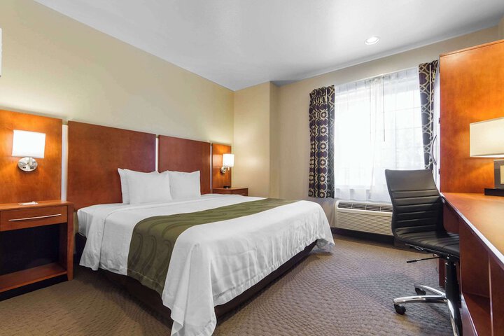 Room 20 of 38