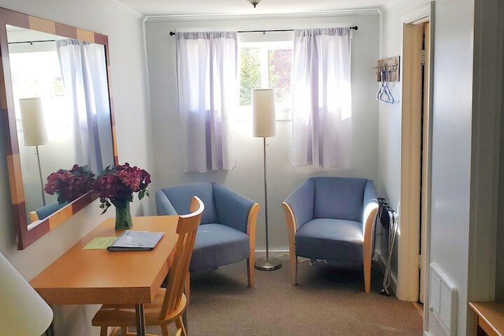 Room 36 of 72