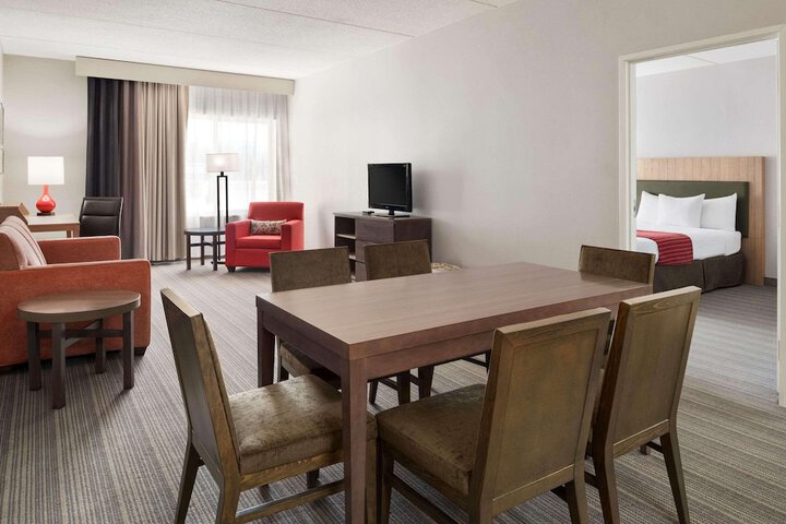 Room 13 of 24