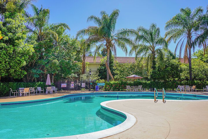 Pool 3 of 49