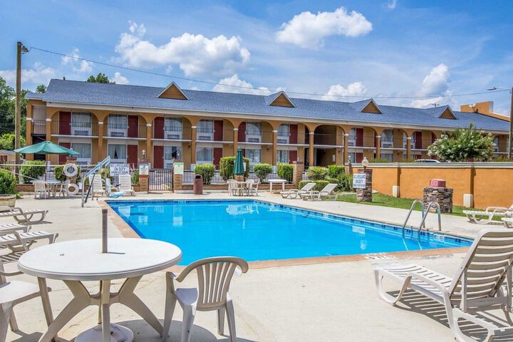 Quality Inn Greenwood Hwy 25