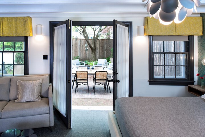 Room 20 of 99