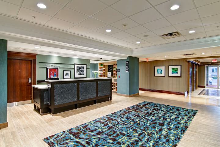 Hotel Interior 7 of 28